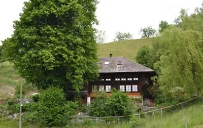 "Das Tauner-Bauernhaus" im Emmental mit eigener Quelle