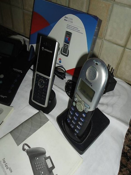  Telefon, 1 Zentrale, und 2 Portable Swisscom fixnet